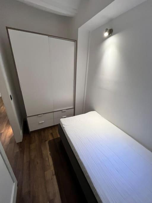 Apartment Acogedor Piso En El Corazon De La Ciudad Con Patio Exclusivo *